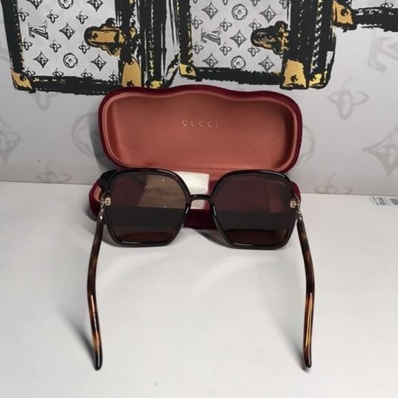 New Authentic Gucci Brown Sunglasses GG0890s 002 - Picture 9 of 11